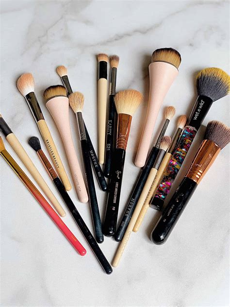 best makeup brushes|reasonably priced makeup brushes.